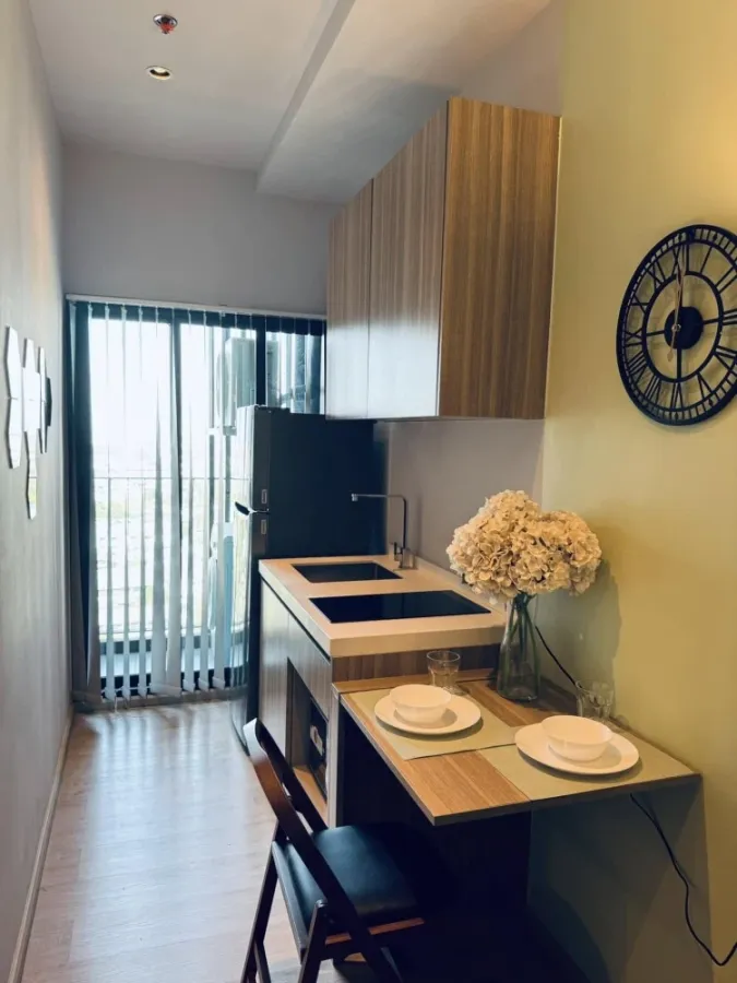 For rent: Altitude Unicorn Sathorn - Tha Phra, city view, fully furnished, electrical appliances in the room, hurry and reserve now.