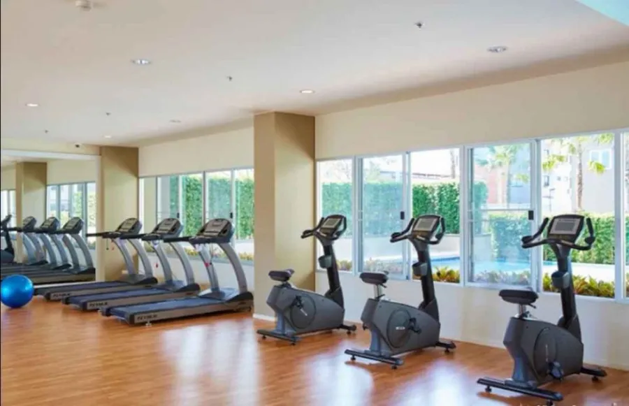 Condo for sale, Lumpini Park Nawamin-Sriburapha, good location, convenient transportation, near shopping areas, book now!!
