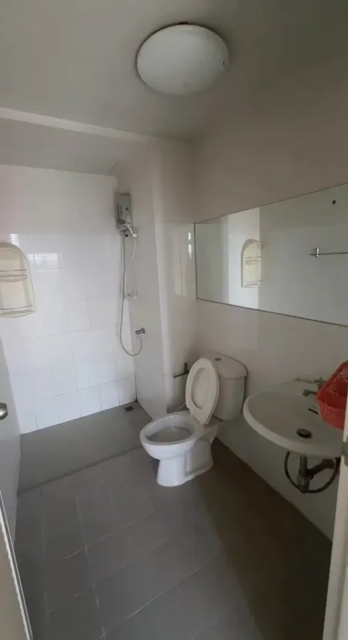 Plum Condo Nawamin for rent, residential side, 4th floor, fully furnished. Don't miss out!