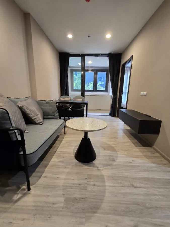For sale, for rent, XT HUAIKWANG, ready to move in, spacious living space, complete furniture and electrical appliances, hurry to move and reserve.