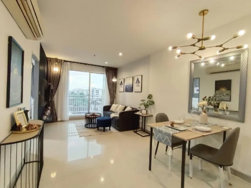 ขายด่วน!! คอนโด สุขุมวิท พลัส ห้อง Renovate ใหม่ สวยหรู ทำเลดี (ห้องมุม) หิ้วกระเป๋าอยู่ได้เลย!!