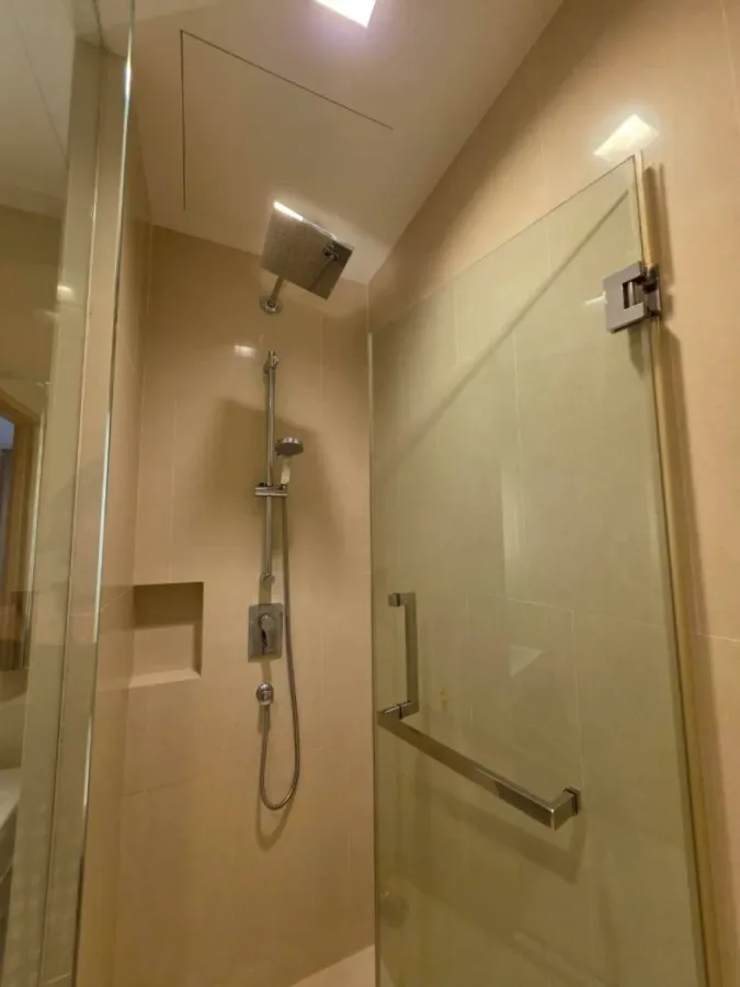 Condo for sale: Hyde Sukhumvit 13. High-quality condo, great unit, very livable. Buy now!!