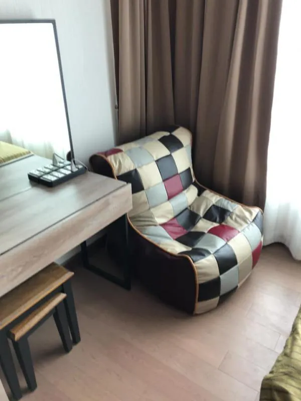 Sell/rent Supalai Elite Phayathai, 15th floor, 44 sq m. East, complete facilities. ready to move in