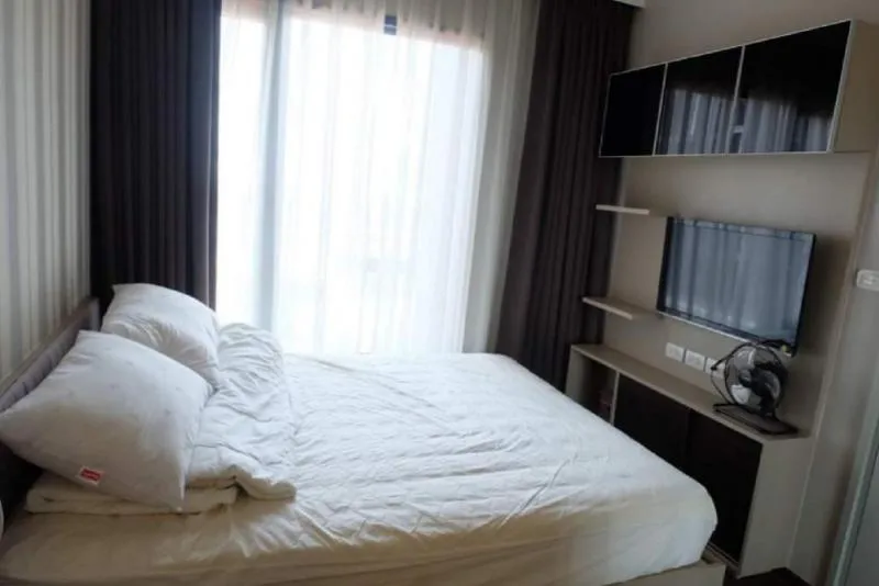 Urgent for rent, Onyx Phaholyothin, east side, not hot, tight bed, beautiful room, furniture, complete electrical appliances
