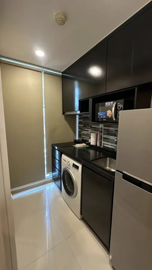 For rent: Chateau in Town Charansanitwong 96/2. Ready to move in, fully furnished. Affordable price. Book now!