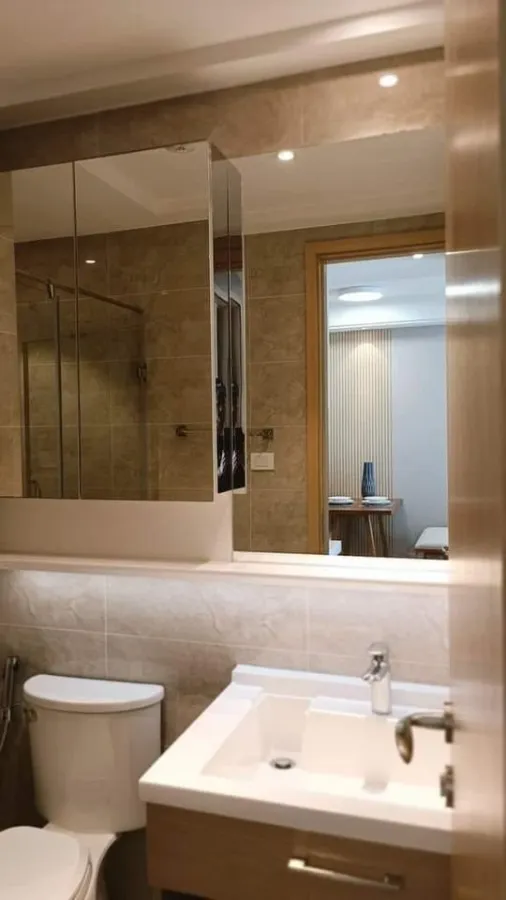 Condo for sale, Regal Sathorn-Narathiwat 15, Mahanakhon building view, wallpaper throughout the room, hurry to reserve now.