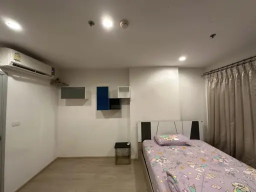 ขาย ไอดีโอ สาทร-ท่าพระ ห้อง STUDIO ได้วิวสระแจ่มๆ พร้อมเตียงนอนกว้างน่านอนสุดๆ จองก่อนได้ก่อนน้า images