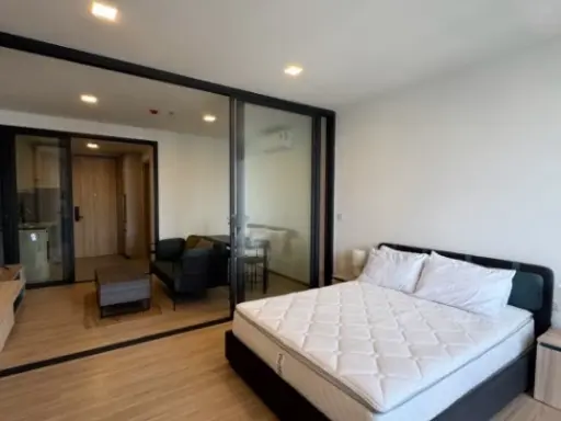Condo for rent at XT Phayathai. Ready to move in, fully furnished. Book today! Don't miss out! images