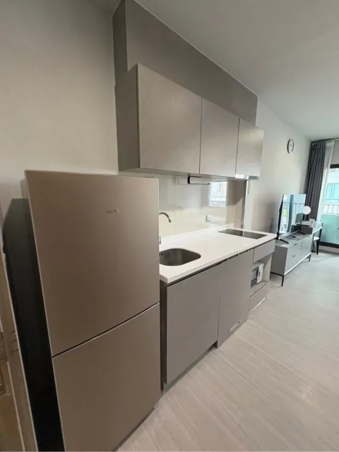 For rent: Life Asoke-Rama 9, ready to move in, high floor, fully furnished, reserve now!!!