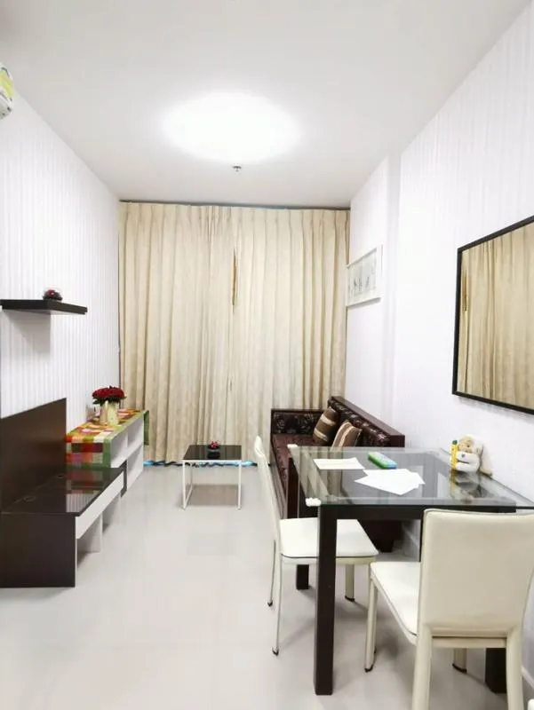 Ideo Mix พหลโยธิน ห้อง renovate ใหม่ทั้งหมด สภาพ 100% ติดวอลเปเปอร์ทั้งหลัง คุ้มขนาดนี้ต้องรีบแล้ว