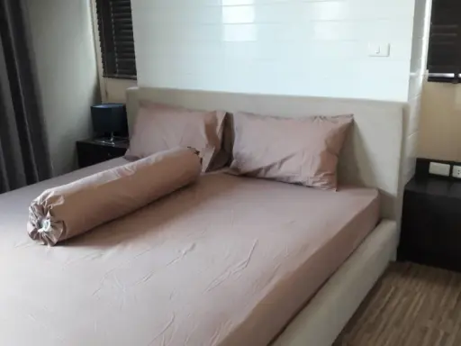 Condo for rent, Supalai Premier Place Asoke, beautiful pool view, convenient transportation, good location, worth investing, don't miss it!!