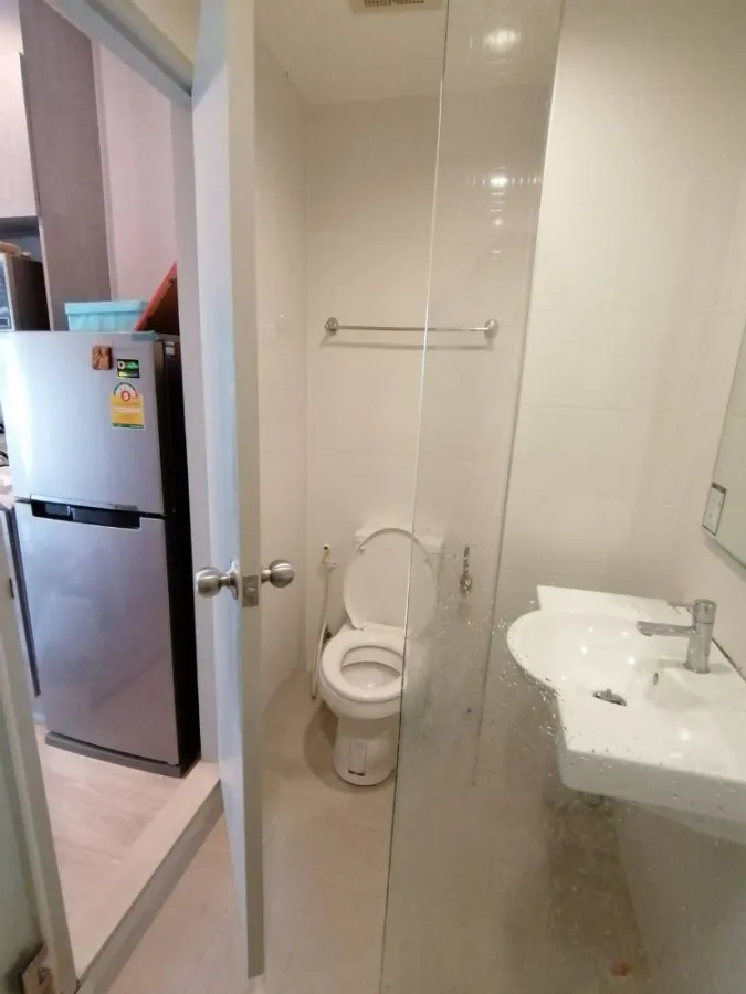 For rent Ideo Sathorn-Tha Phra, very beautiful room, well furnished, high floor, unblocked view Privacy, book now