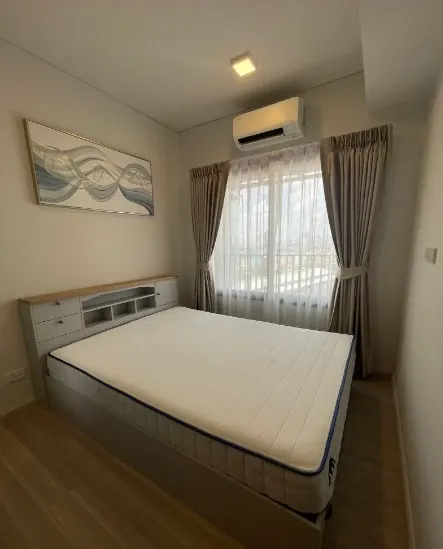 For rent: Quintara MHy'Den Pho Nimit, 11th floor. Nice, fully furnished unit. Book now! (Quickly!)