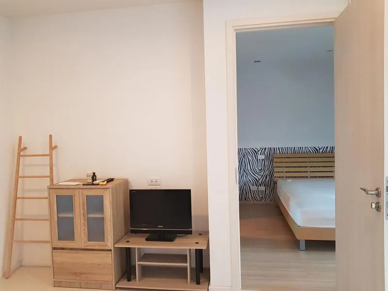 Sell / rent Condo Sense Phaholyothin, complete electrical appliances. Full of furniture