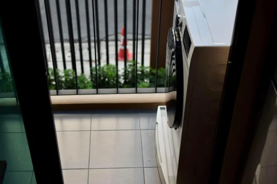 ขาย/เช่า Brown Condo Huaikwang ห้องตกแต่งอย่างดี ซื้ออยู่เองหรือปล่อยเช่าก็คุ้มสุดๆ ไม่จองไม่ได้แล้ว