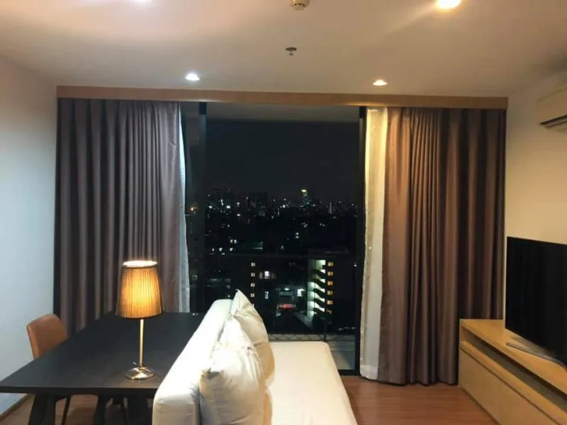 ตกแต่งใหม่หมด จัดไว้ให้พร้อมใช้งาน ให้ผู้เช่าใช้ทุกมุมห้องได้อย่างเต็มที ดิ อิสระ ลาดพร้าว มาเช่านะๆ