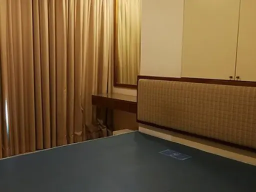 Condo for rent Life Ratchada-Ladprao, big room, cheap price, walk to MRT only 200 meters. Urgent!!!!