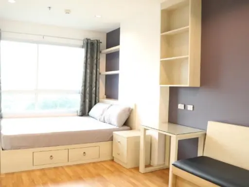 For rent, Lumpini Park Petchkasem 98, beautiful studio room, 8th floor, corner room, peaceful zone, ready to move in.