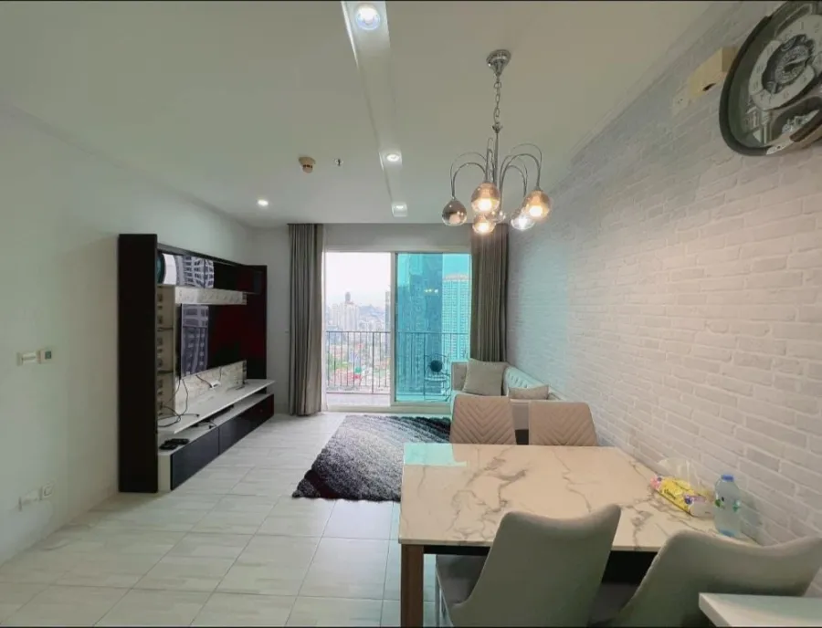Sale/Rent Condo Siri at Sukhumvit 2 bedrooms, 2 bathrooms, fully furnished. Carry your bag and move in.