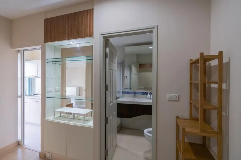 ขาย ให้เช่า Life @ Sathorn 10 วิวเมืองสวยแจ่ม ห้องกว้างสุดๆ Fully furnished. จองก่อนได้ก่อน
