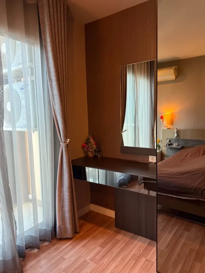 ให้เช่า WE Condo ห้องพร้อมอยู่ เฟอร์พร้อม กว้างขวางอยู่สบาย จองเลยห้ามพลาด!!!