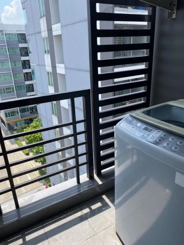 ขาย s9 1 ห้องนอน 1 ห้องน้ำ พร้อมเฟอร์นิเจอร์ หิ้วกระเป๋าเข้าอยู่ได้เลย รีบจองนะจ๊ะ