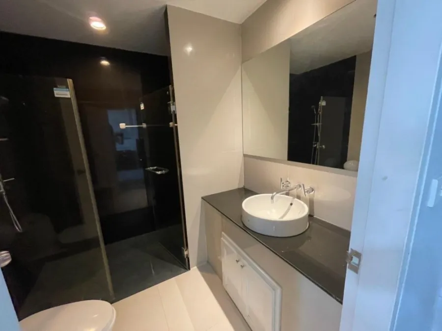 Selling The Planery Sathorn, good location, convenient transportation, ready to move in. Don't wait.