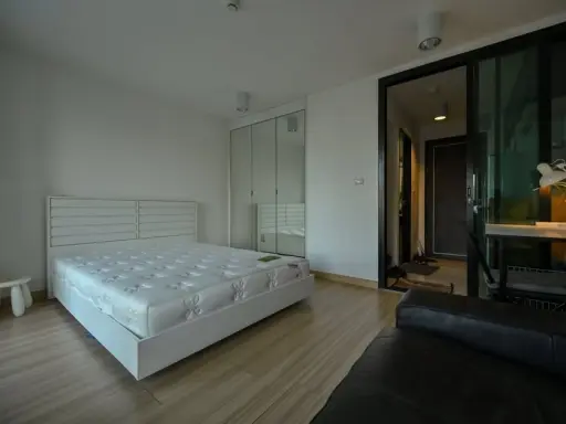 For sale: Chateau In Town Ratchada 20-2 Studio room, 4th floor, includes furniture, ready to move in immediately!! images