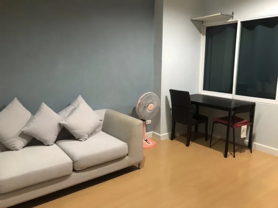 ขายด่วนๆ Life @ Ratchada-Huaikwang ห้องพร้อมอยู่ สิ่งอำนวยความสะดวกครบ ราคาดี มาจองเลย อย่าพลาด