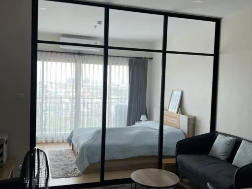 For sale Supalai Loft, Yaek Fai Chai Station. The room is divided into proportions. Complete electrical appliances Just come and move in.