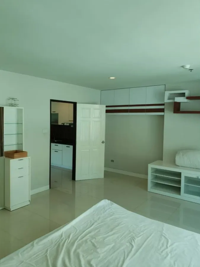 ให้เช่าด่วน!! คอนโด สุขุมวิท ลิฟวิ่ง ทาวน์ ห้องเลขที่ 299/74 ชั้น 7 ห้องสวย พร้อมเข้าอยู่ ห้ามพลาด!!