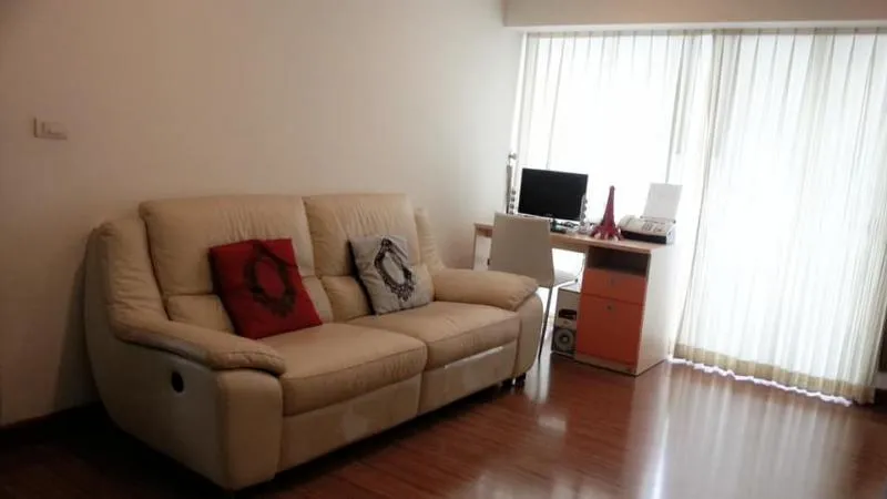 Condo for sale, My Resort Bangkok, ready to move in. Furnished and electrical appliances are complete, very worthwhile. Hurry up.