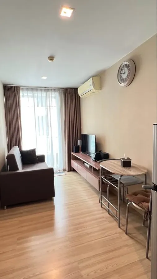 ให้เช่า Nice Suites สนามบินน้ำ ห้องกว้างขวางอยู่สบาย มีอุปกรณ์เครื่องใช้ไฟฟ้าครบชุด สามารถหิ้วกระเป๋าเข้าอยู่ได้เลย