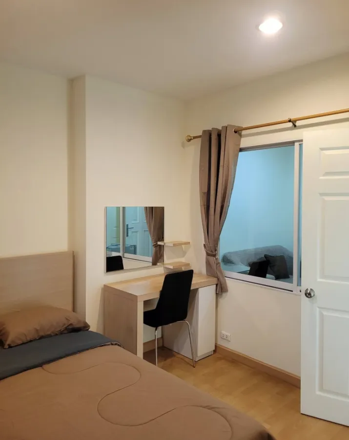 Life at Phahon-Ari for sale, room ready to move in Don't postpone it. Good like this, reserve now.