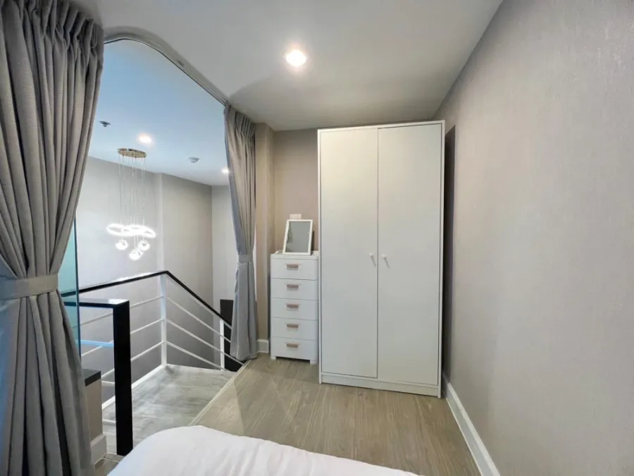 For rent, Metro Sky Prachachuen, 19th floor, city view, not expensive, just carry your bags and move in. Don't wait.