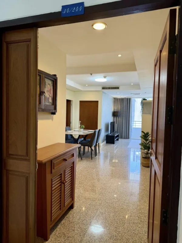 ให้เช่า Condo Top View Tower Sukhumvit 59 ห้องกว้างพื้นที่ใช้สอยเยอะ ตกแต่งคุมโทน เห็นวิวแม่น้ำสวย จองด่วน