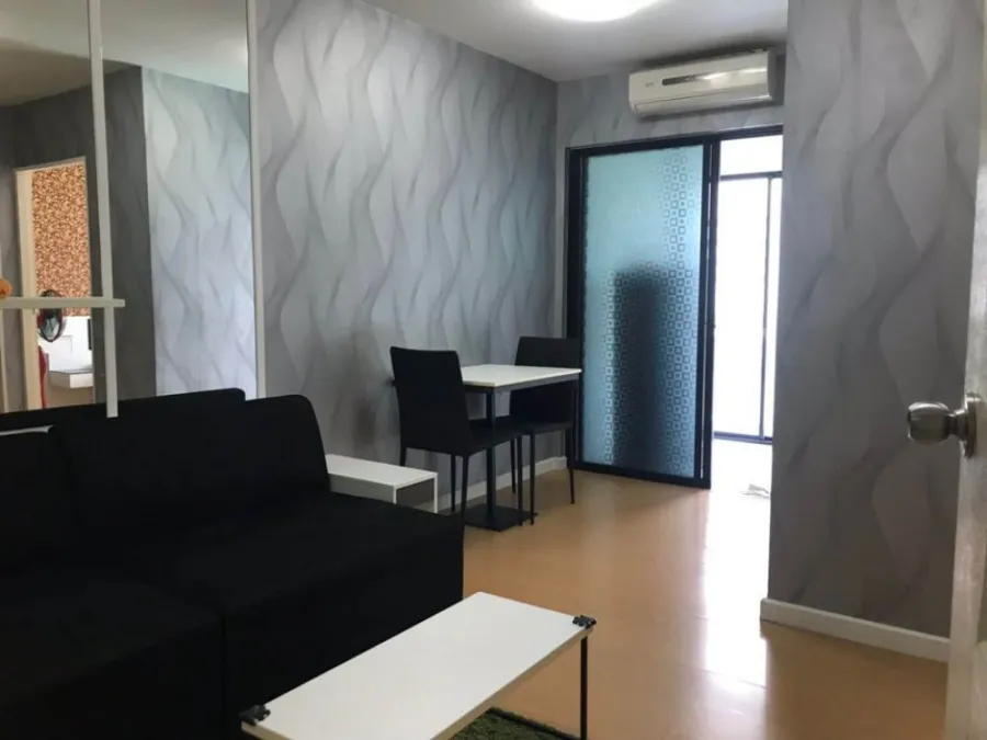 For rent urgently!! Icondo Sukhumvit 105 Pool View Near BTS Bearing Station Book now!!