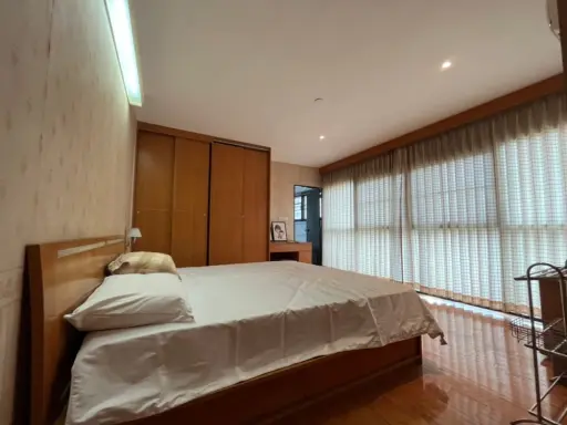 Condo for sale, Sathorn Gardens, 2 bedrooms, 2 bathrooms, 8th floor, good location, next to the Embassy of Malaysia, ready to move in, book now!!