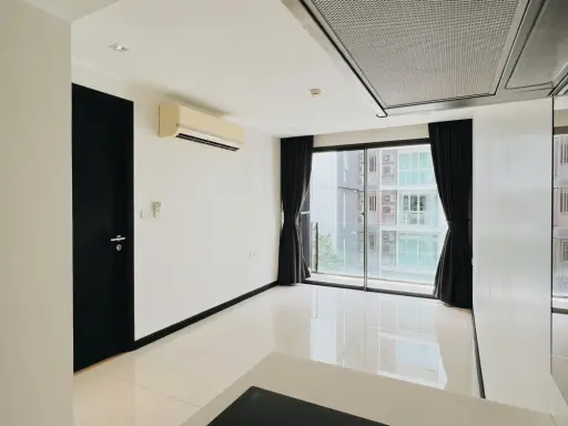 For sale, Socio Reference 61, beautiful room, very livable, good location, do not miss it. Urgent.