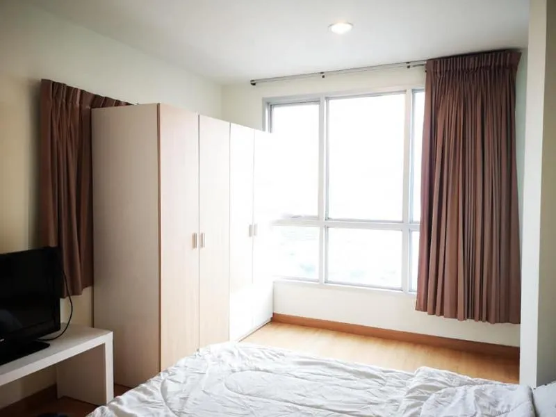 Life @ Ratchada - Suthisan condo for rent, beautiful corner room White tone, comfortable for the eyes, comfortable price, great view.
