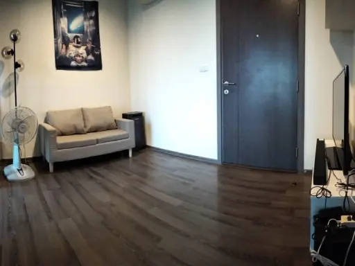For sale or rent, The Base Park West, 18th floor, open and comfortable view. The room is fully decorated, finished in one place. Hurry and reserve it.