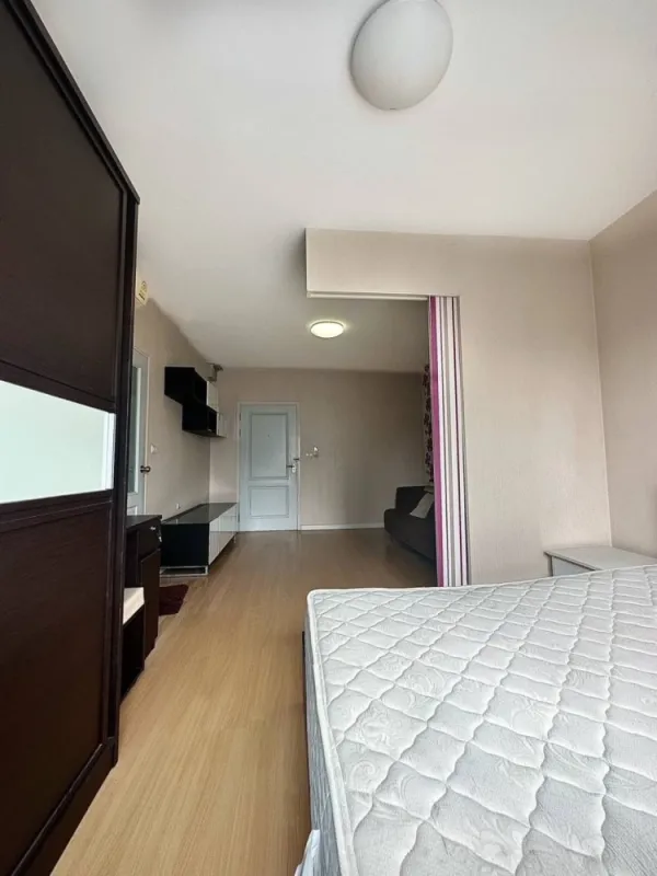 ขาย/เช่า 624 Condolette ลาดพร้าว ห้องตกแต่งพร้อมเฟอร์-วอลเปเปอร์ พร้อมเข้าอยู่ได้เลย ด่วนๆ