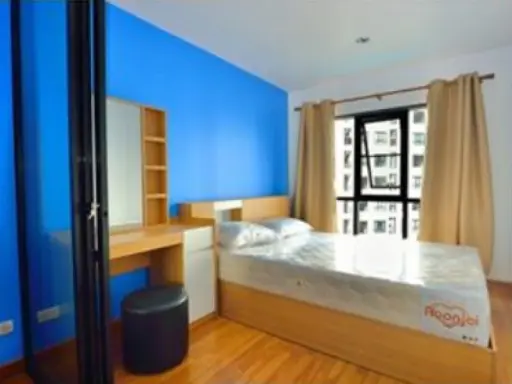 For rent, Regent Home 18 Chaengwattana-Laksi, 8th floor, pool view, not hot room, you can move in.