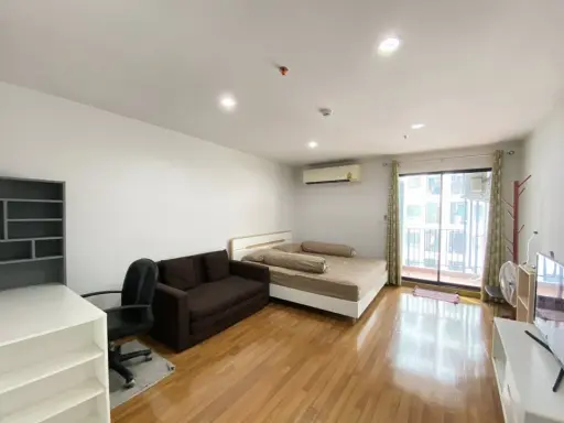 ให้เช่า REGENT HOME 18 CHANGWATTANA-LAKSI 1 ห้องนอน 1 ห้องน้ำ เฟอร์นิเจอร์ครบครัน ทำเลดี หิ้วกระเป๋าเข้าอยู่ได้เลยจ้า
