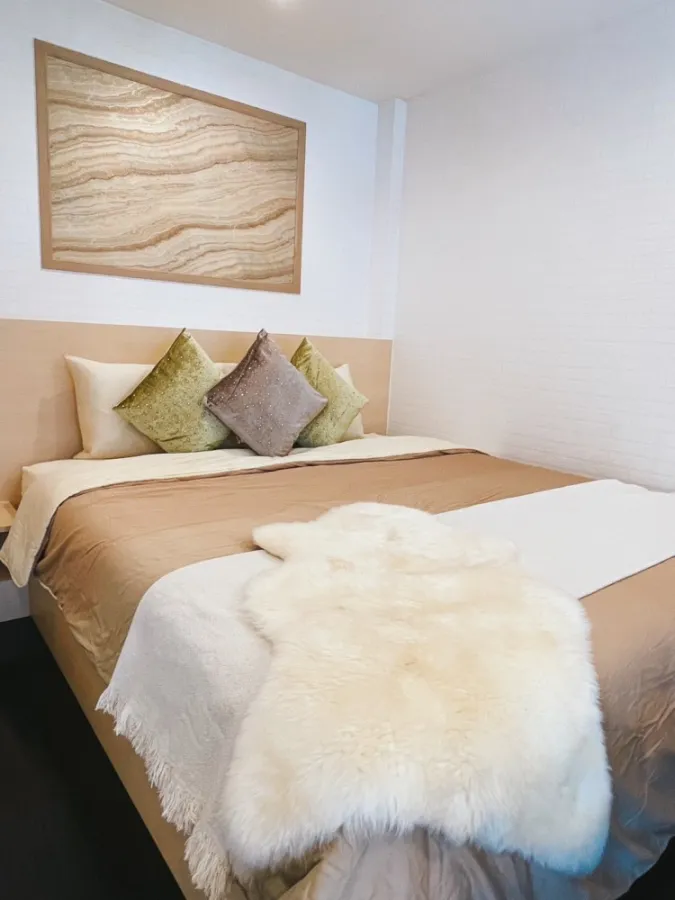 Condo for sale, rent, Ashton Morph 38, complete furniture and electrical appliances. Great facilities. Urgent!!