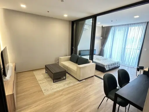 Condo for rent – ​​XT Phayathai. Ready to move in, spacious living area, amazing price. Book now, don't miss out! images