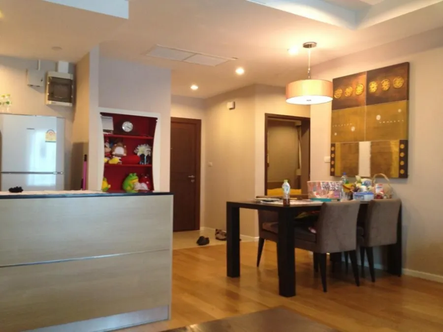 Sale (with tenant) Urgent!! Sathorn Gardens Condo, 7th floor, beautiful room, suitable for investment, hurry and book now!!