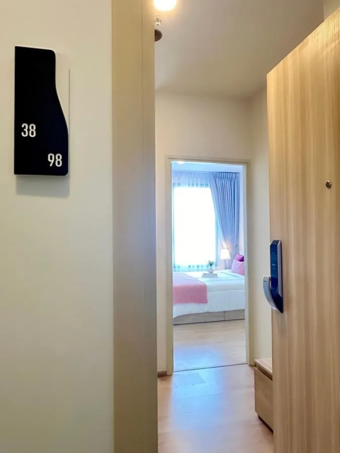 For rent Chewathai Kaset Nawamin, 8th floor, beautiful room, fully furnished, just carry your bags and move in immediately. Book now, don't miss it.