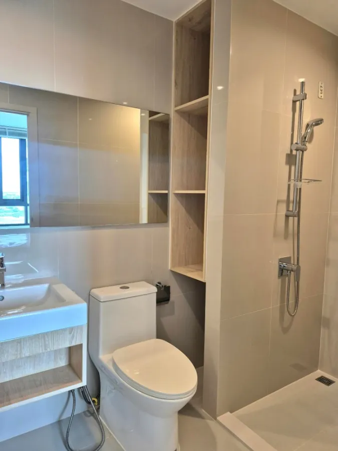For sale: Nue Noble Srinakarin-Lasalle, 1 bedroom, 1 bathroom, fully furnished, great location, beautiful city view, reserve now!