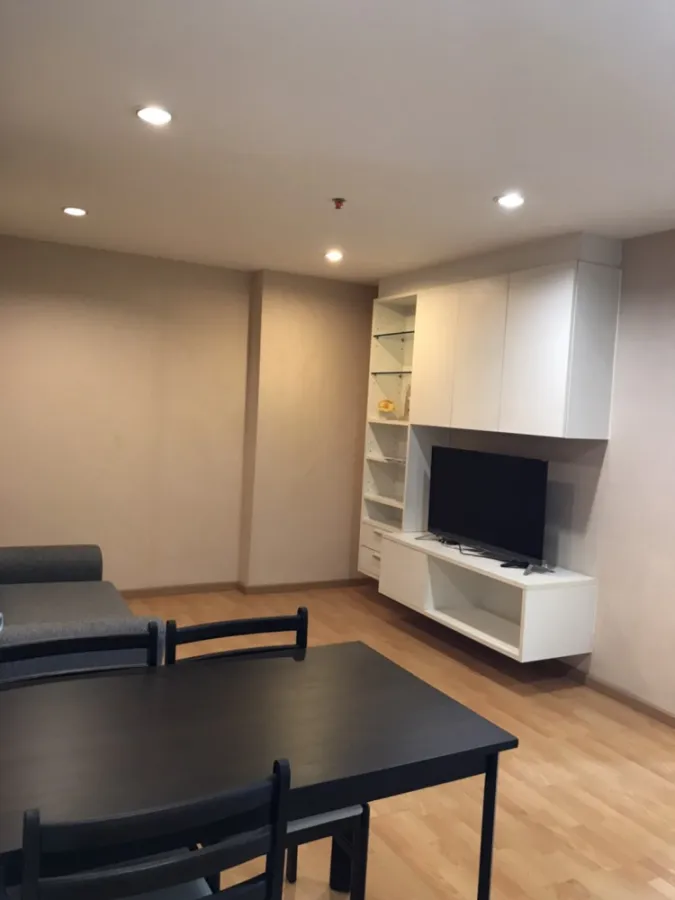 For sale urgently!! Condo The Inspire Place Abac Rama 9, beautiful room, high floor, good location, don't hesitate, book now!!